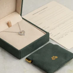 GRADUATING CURVED HEART DIAMOND PENDANT - 0.45ct - WG