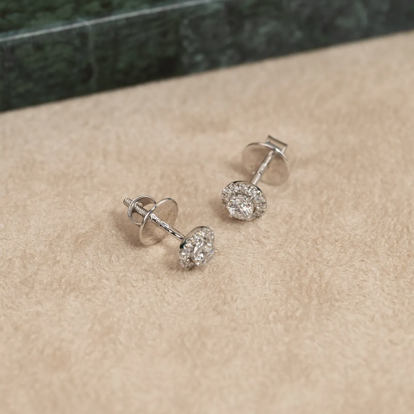 HALO DIAMOND STUD EARRING - 0.5ct - WG