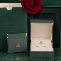 HALO DIAMOND STUD EARRING - 0.65ct - WG