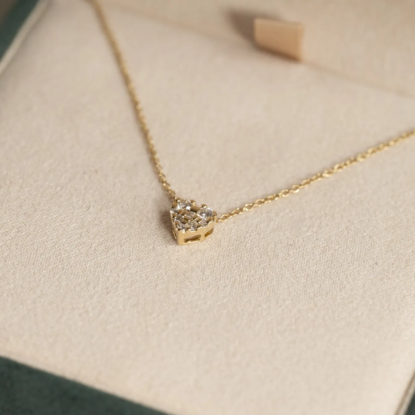 HEART PAVE DIAMOND PENDANT - 0.17ct - YG