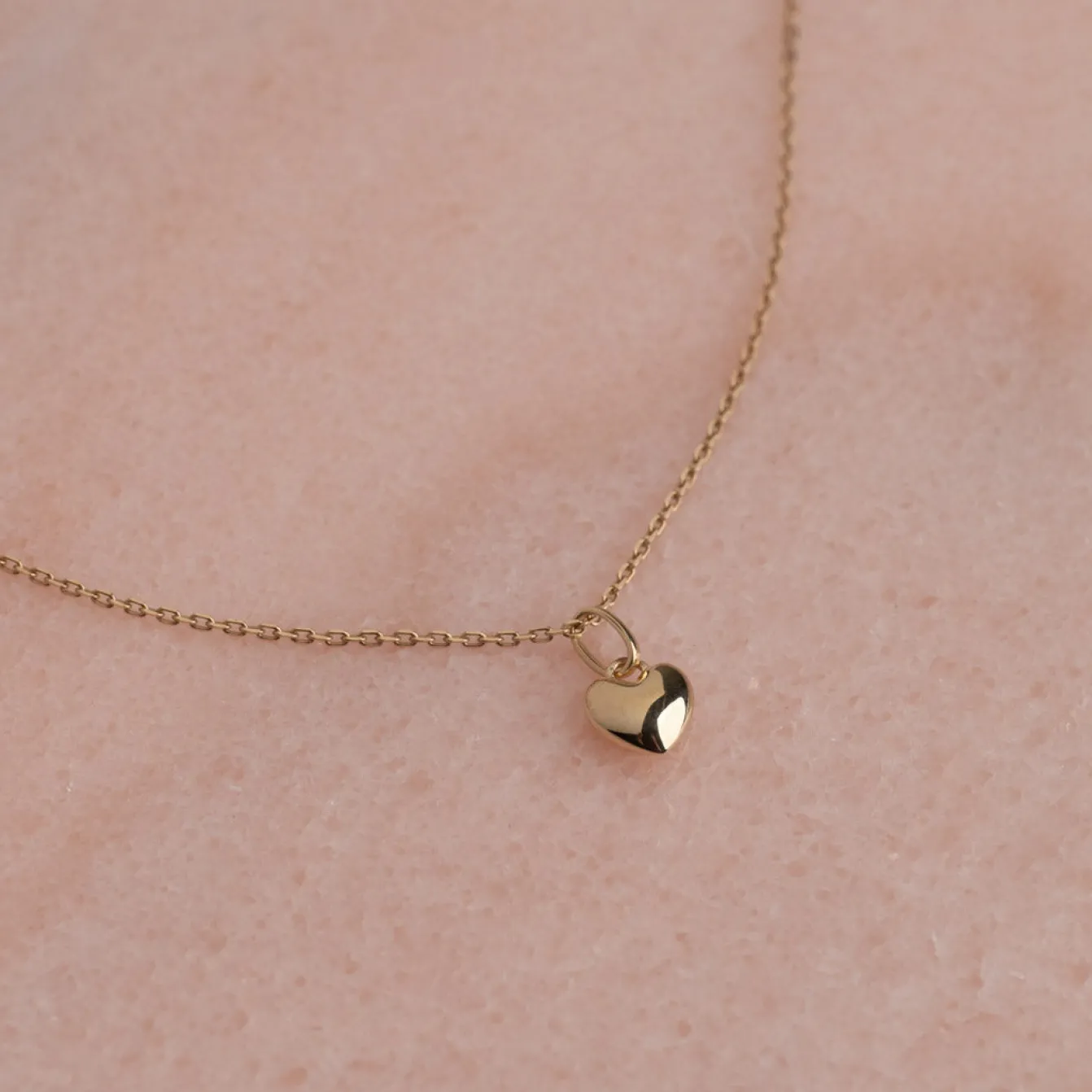 HEART SOLID GOLD PENDANT - 7mm