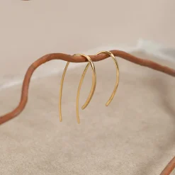 HEDVA GOLDEN CREOL EARRING
