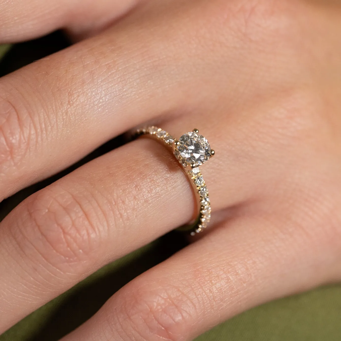 HIDDEN-HALO DIAMOND RING - 1.25ct - YG