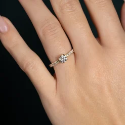 HIDDEN-HALO DIAMOND RING - 1.0ct - YG