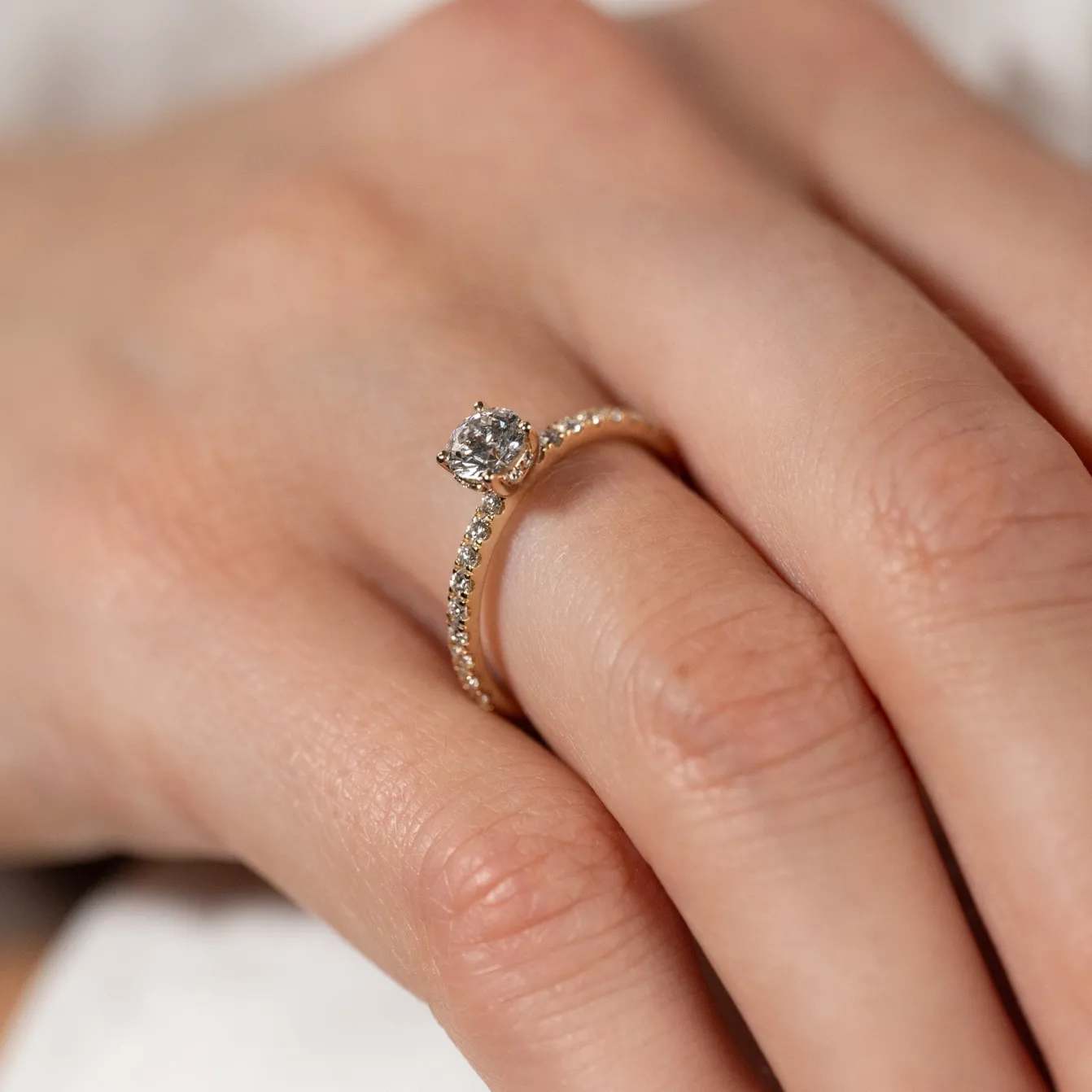 HIDDEN-HALO DIAMOND RING - 0.8ct - YG
