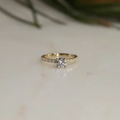 HIDDEN-HALO DIAMOND RING - 1.25ct - YG