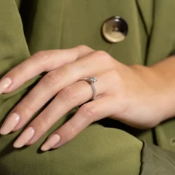 HIDDEN-HALO DIAMOND RING - 1.0ct - WG