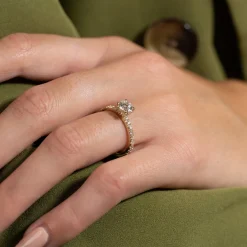 HIDDEN-HALO DIAMOND RING - 1.25ct - YG