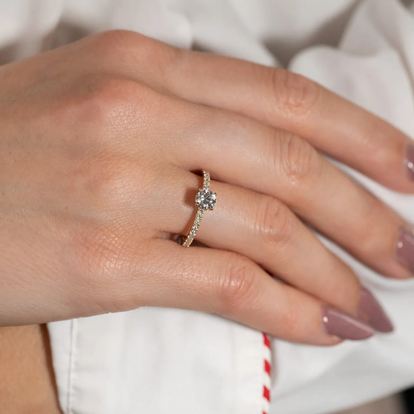 HIDDEN-HALO DIAMOND RING - 0.8ct - YG