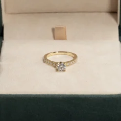 HIDDEN-HALO DIAMOND RING - 1.0ct - YG