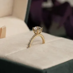 HIDDEN-HALO DIAMOND RING - 1.5ct - YG