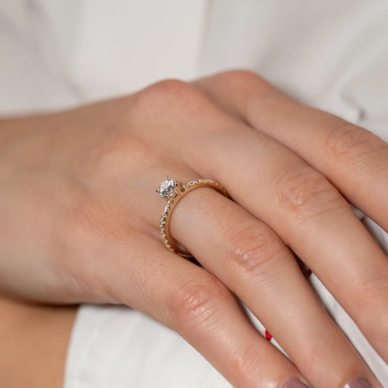 HIDDEN-HALO DIAMOND RING - 0.8ct - YG