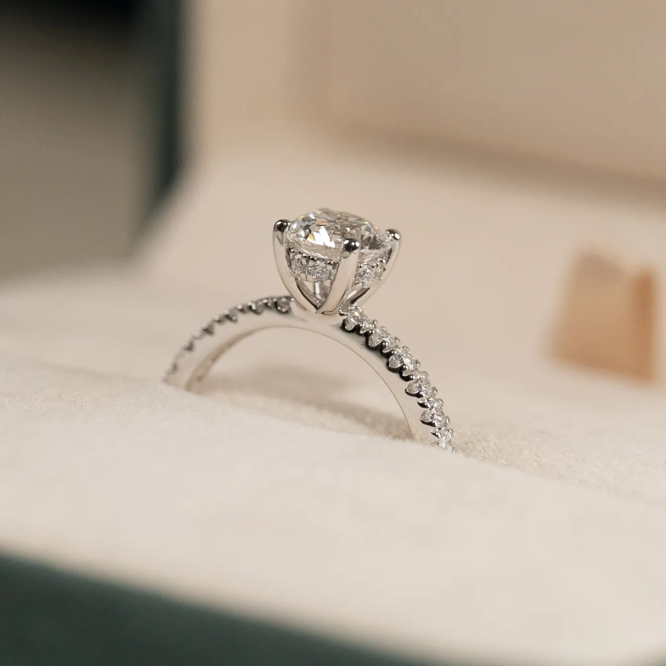 HIDDEN-HALO DIAMOND RING - 1.5ct - WG