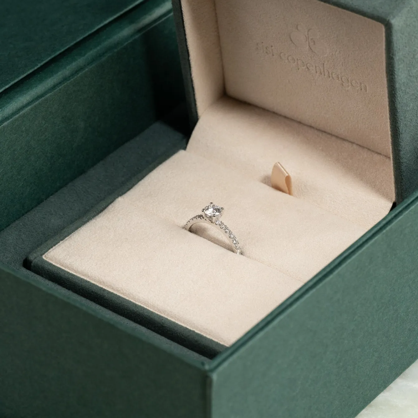 HIDDEN-HALO DIAMOND RING - 1.0ct - WG