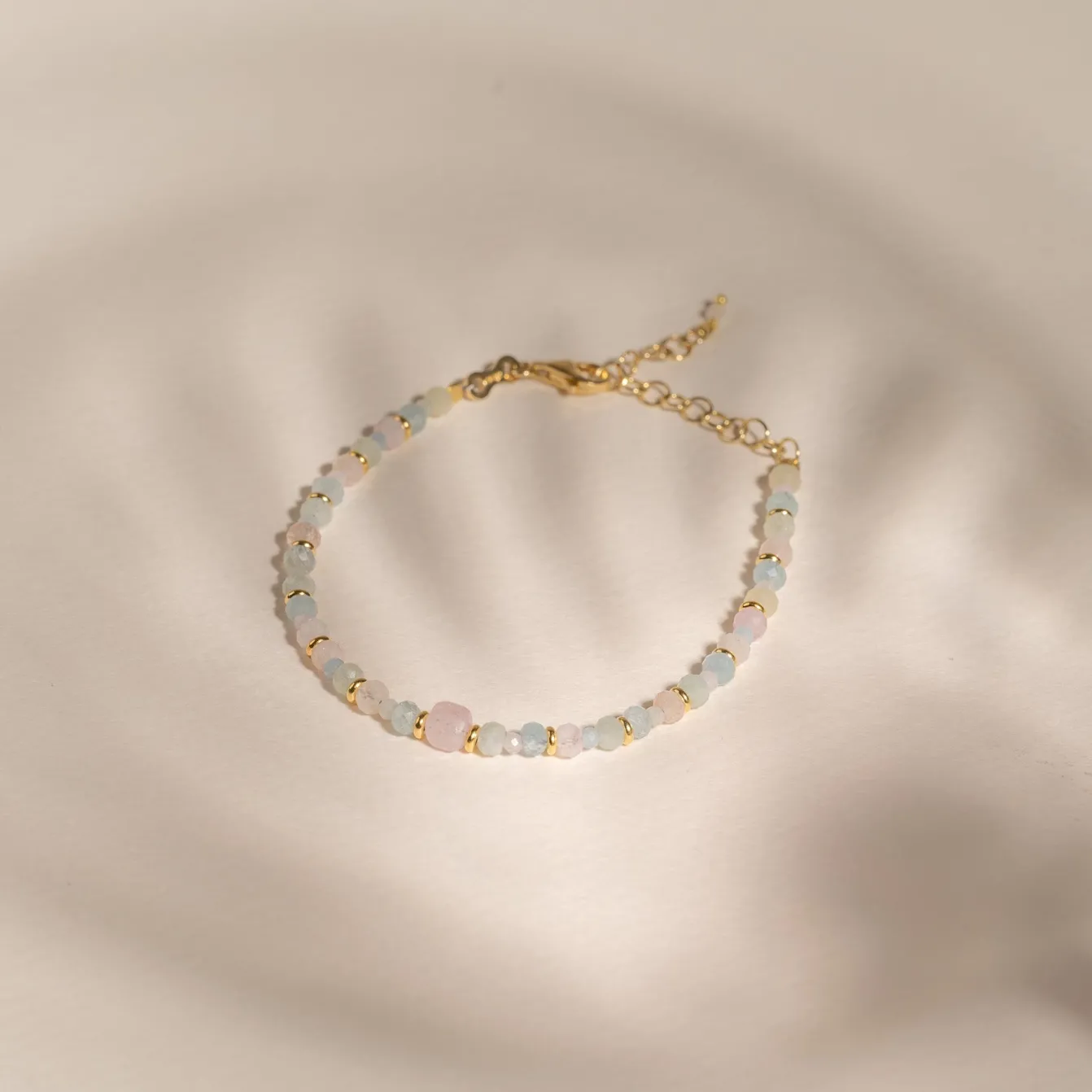 ISLA MORGANITE GOLDEN BRACELET