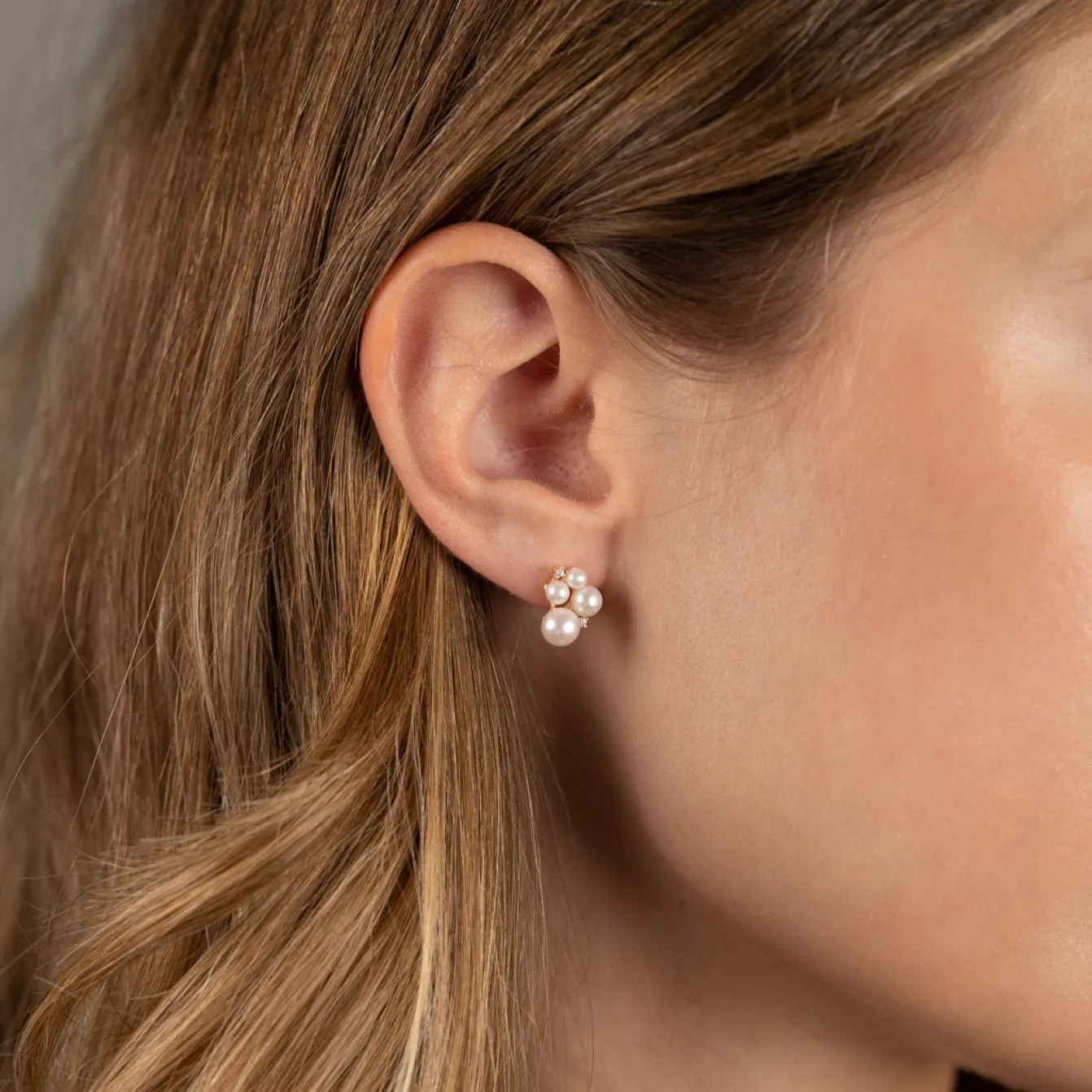 JUDY PEARL DIAMOND SOLID GOLD EARRING