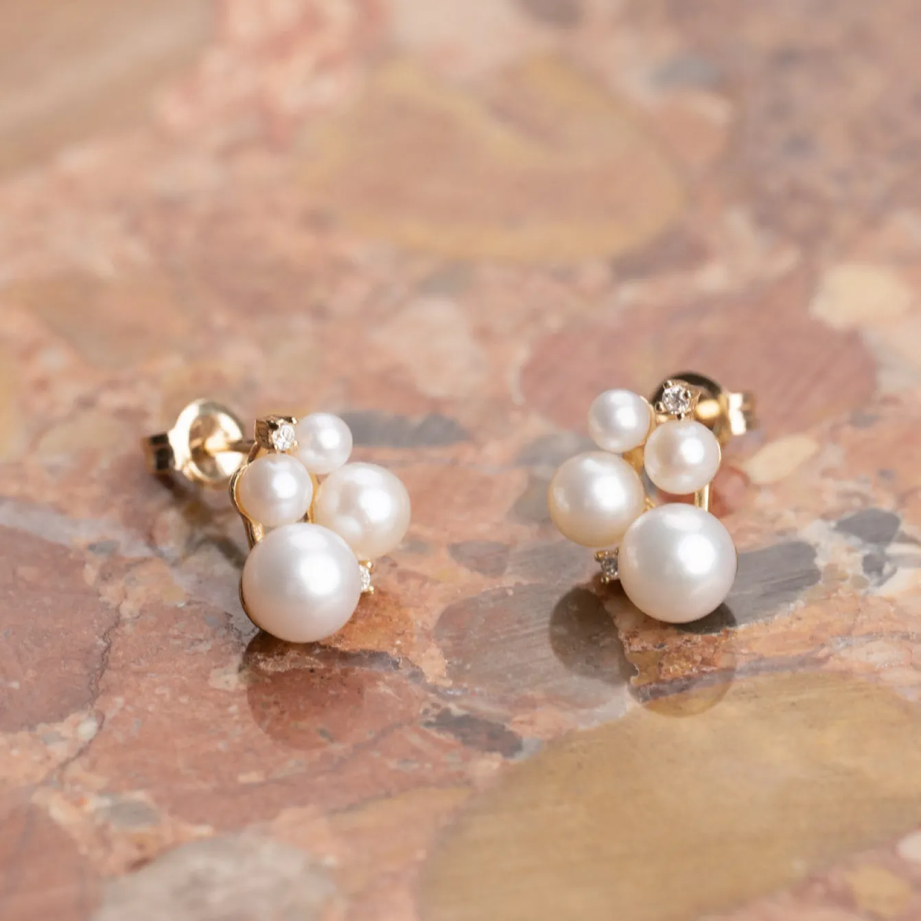 JUDY PEARL DIAMOND SOLID GOLD EARRING
