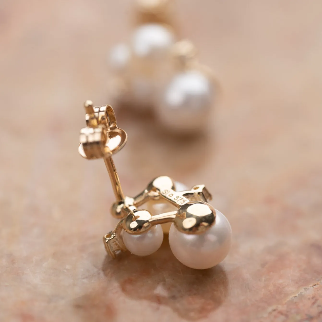 JUDY PEARL DIAMOND SOLID GOLD EARRING