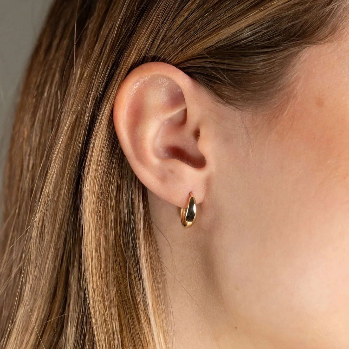 KARMEN SOLID GOLD CREOL EARRING