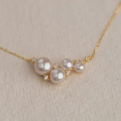 KELLY PEARL GOLDEN NECKLACE