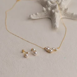 KELLY PEARL GOLDEN NECKLACE