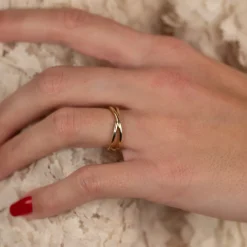 LARISSA SOLID GOLD RING