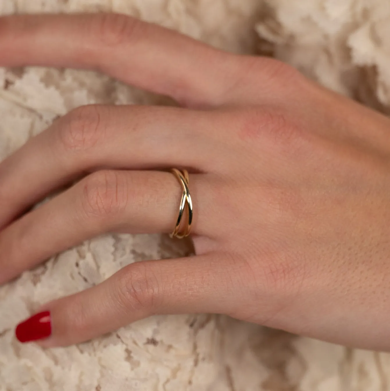 LARISSA SOLID GOLD RING