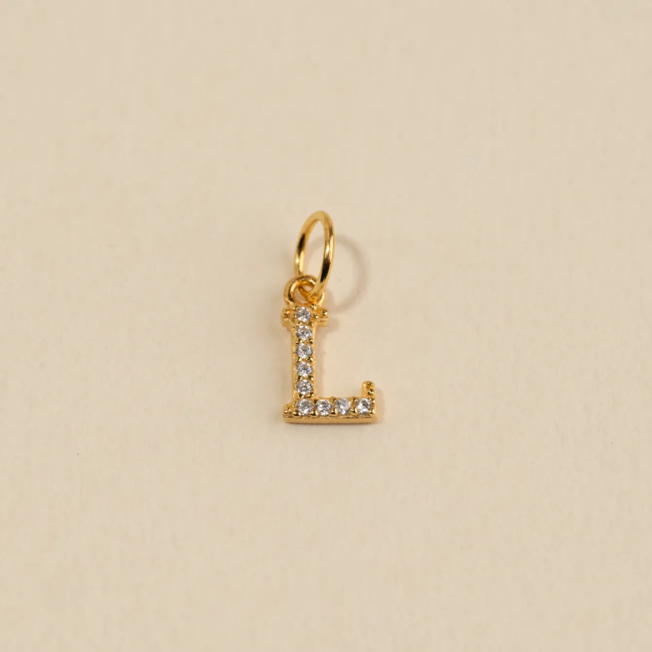 LETTER CRYSTAL GOLDEN PENDANT