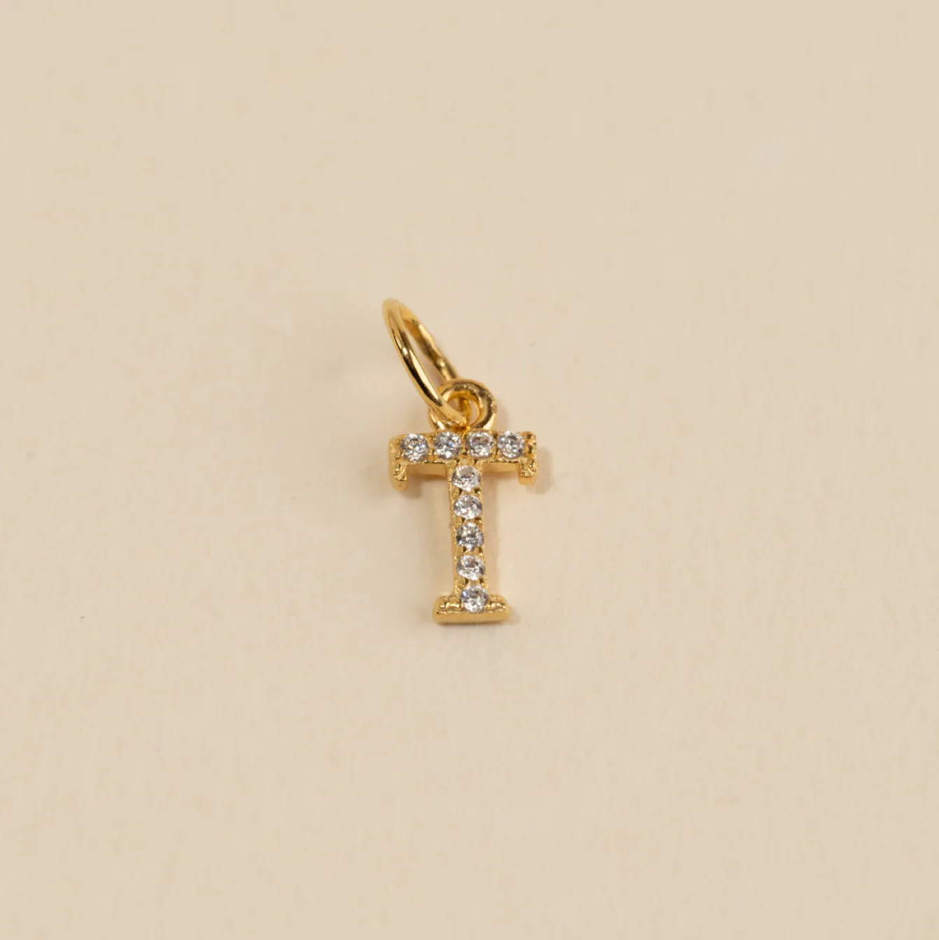 LETTER CRYSTAL GOLDEN PENDANT