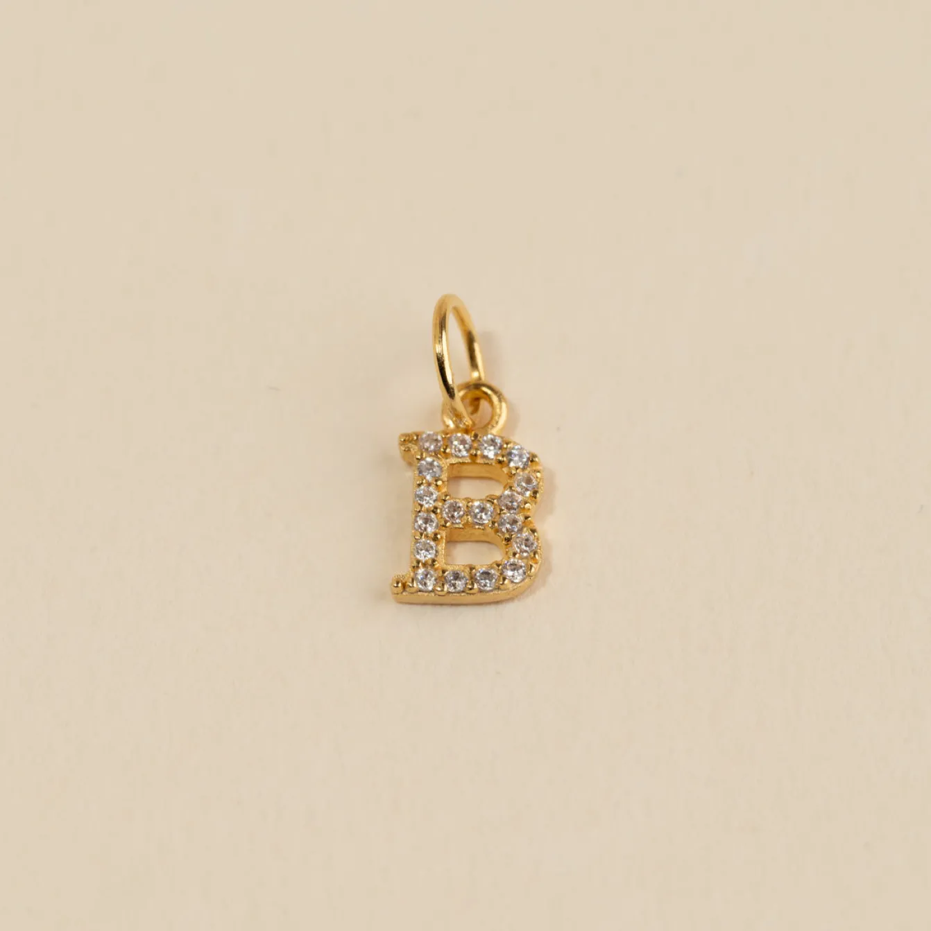 LETTER CRYSTAL GOLDEN PENDANT