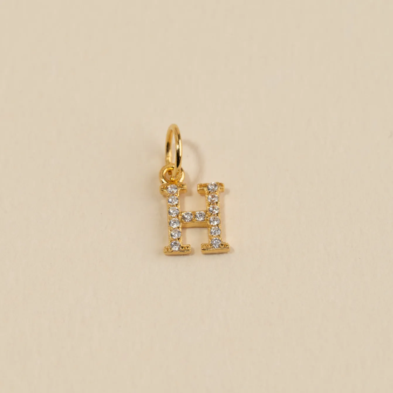 LETTER CRYSTAL GOLDEN PENDANT
