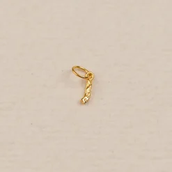 LETTER MOLTEN GOLDEN PENDANT