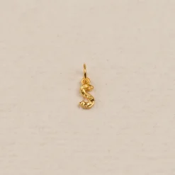 LETTER MOLTEN GOLDEN PENDANT