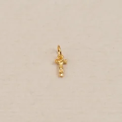 LETTER MOLTEN GOLDEN PENDANT