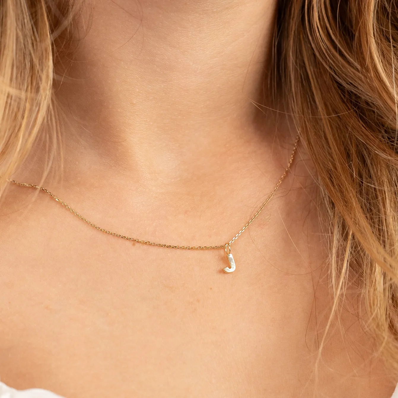 LETTER SOLID GOLD PENDANT