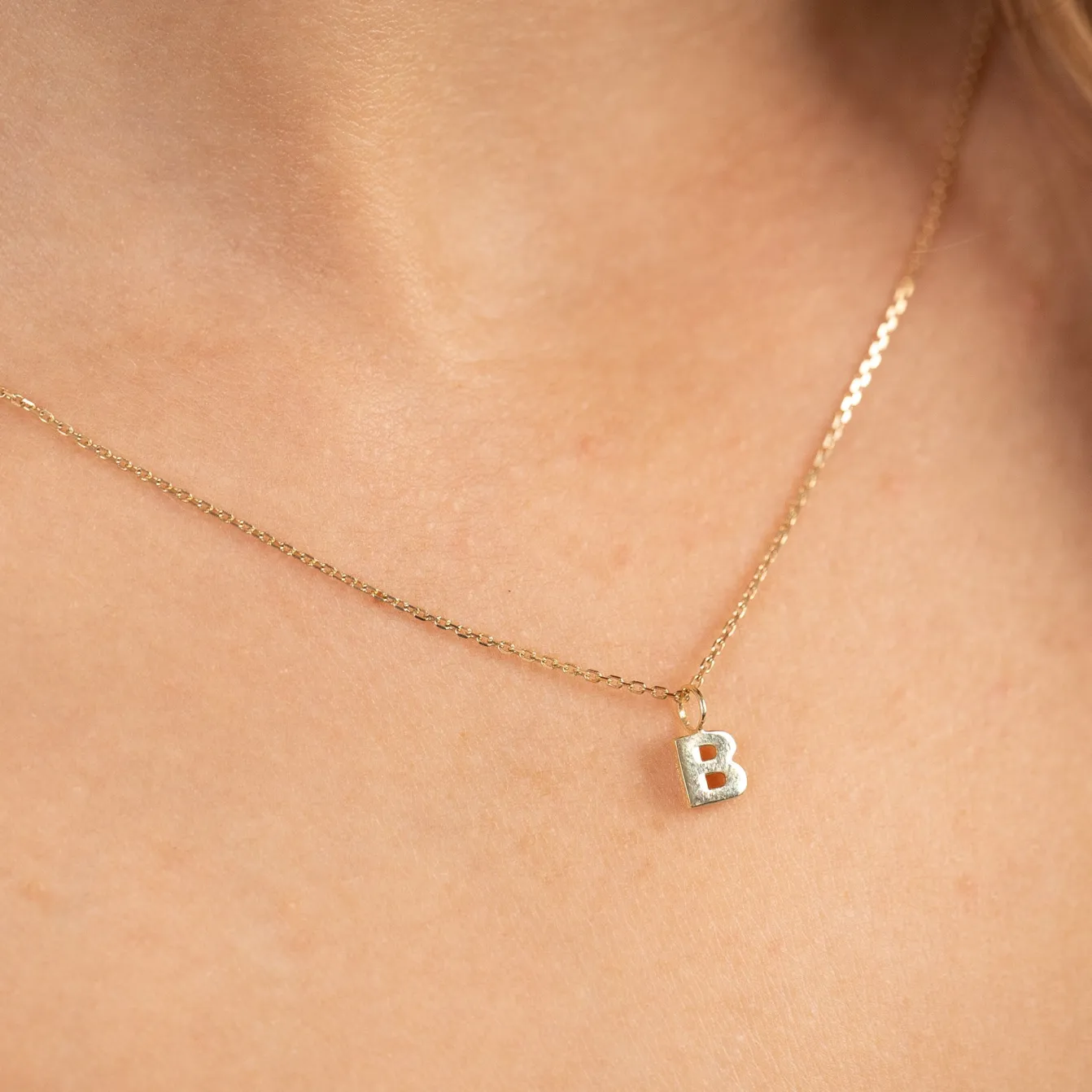 LETTER SOLID GOLD PENDANT