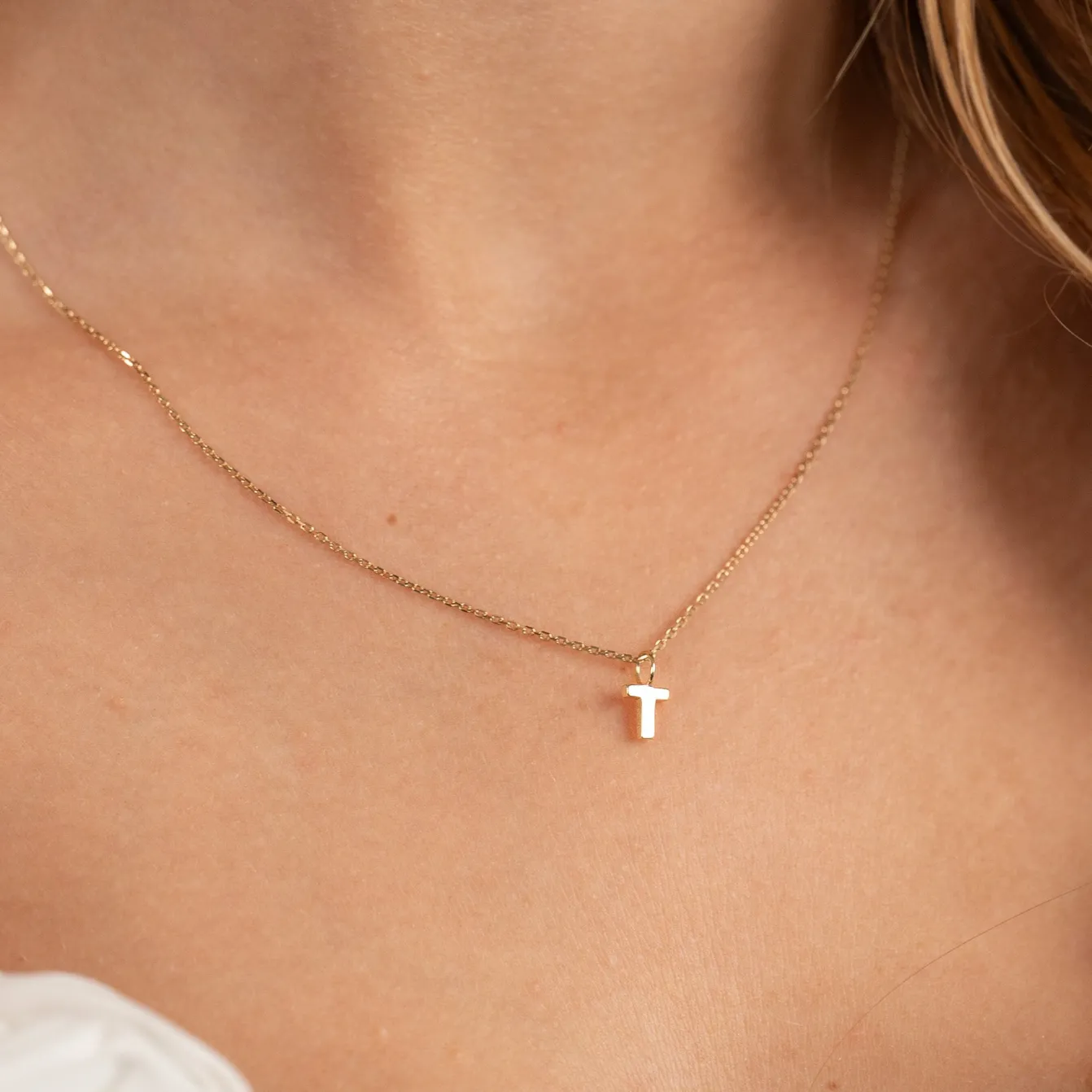 LETTER SOLID GOLD PENDANT