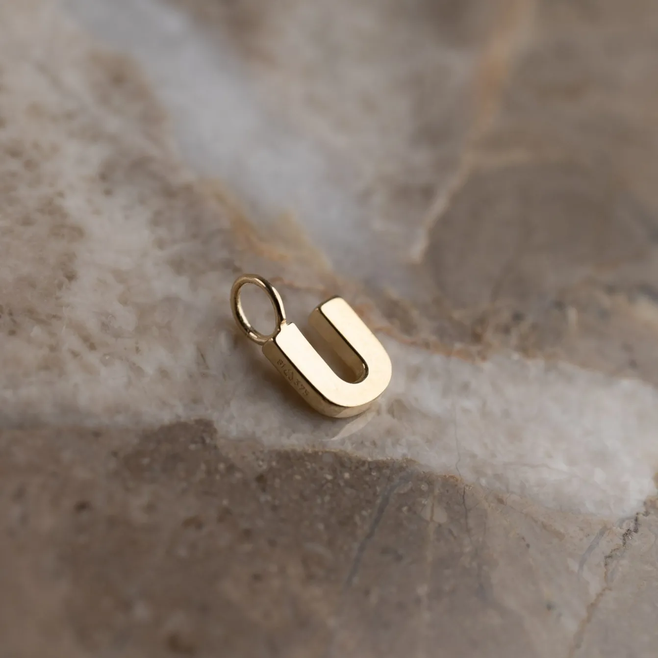 LETTER SOLID GOLD PENDANT