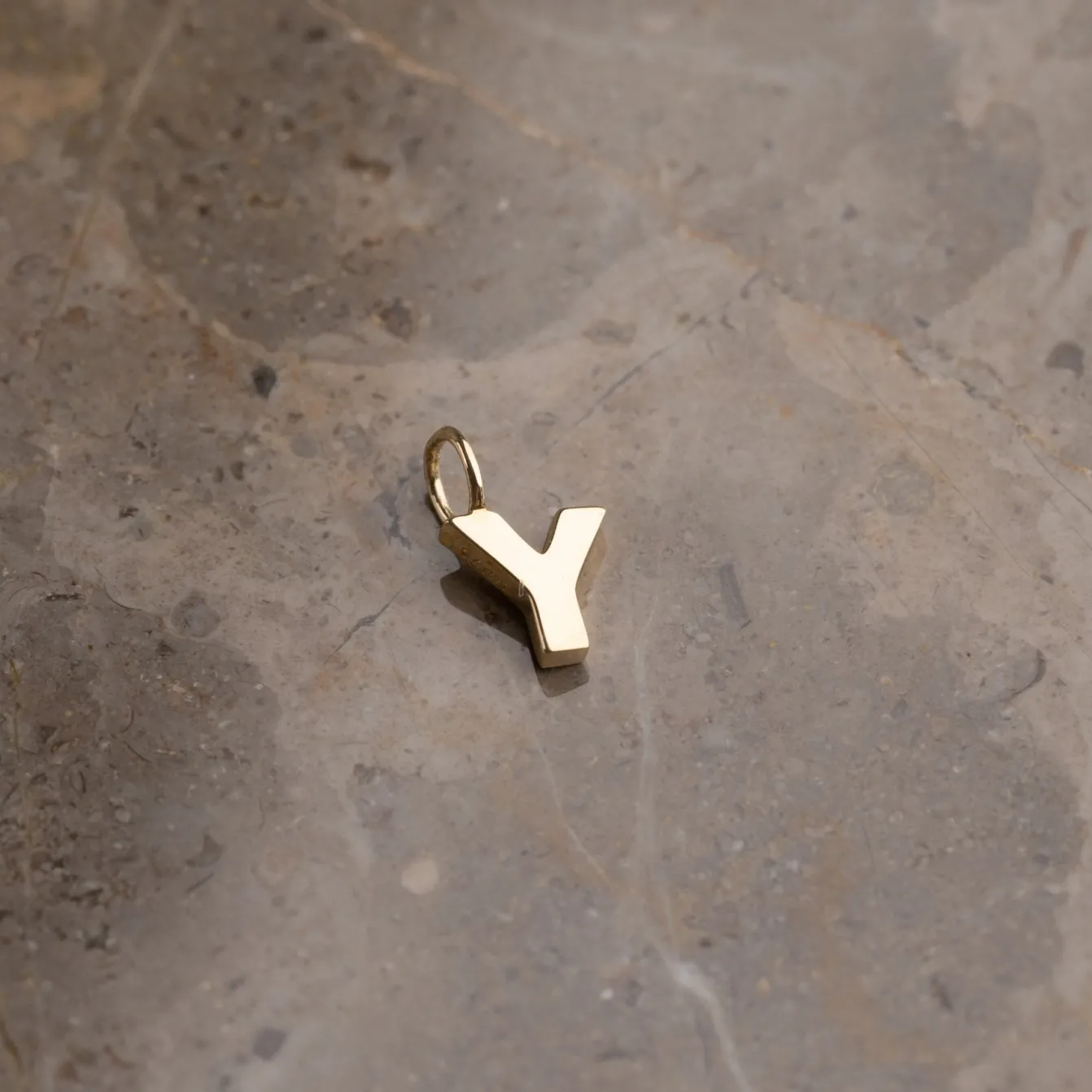 LETTER SOLID GOLD PENDANT