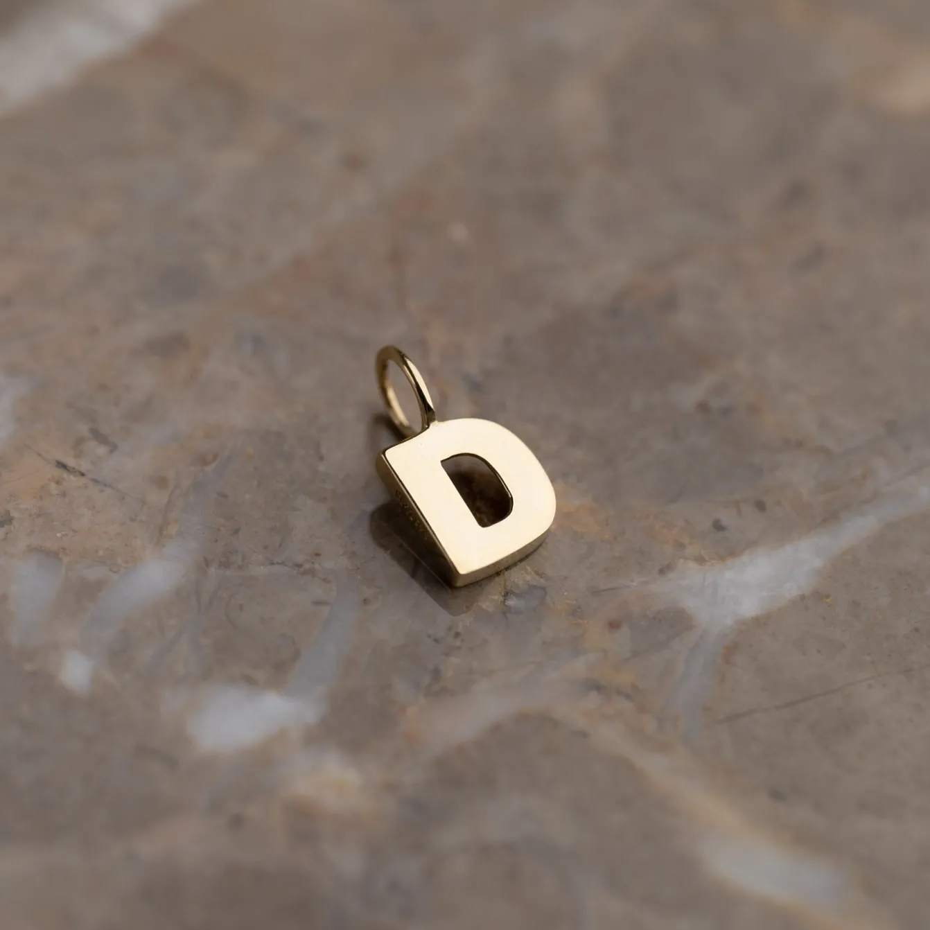 LETTER SOLID GOLD PENDANT