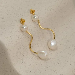 LINA PEARL GOLDEN EARRING