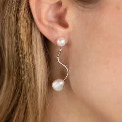 LINA PEARL SILVER EARRING