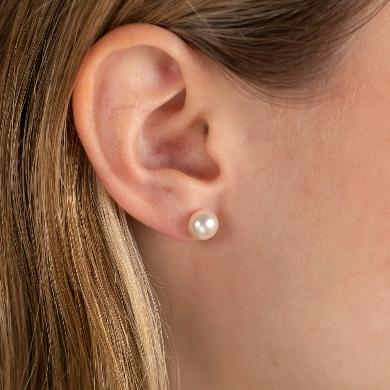 LINA PEARL SILVER EARRING