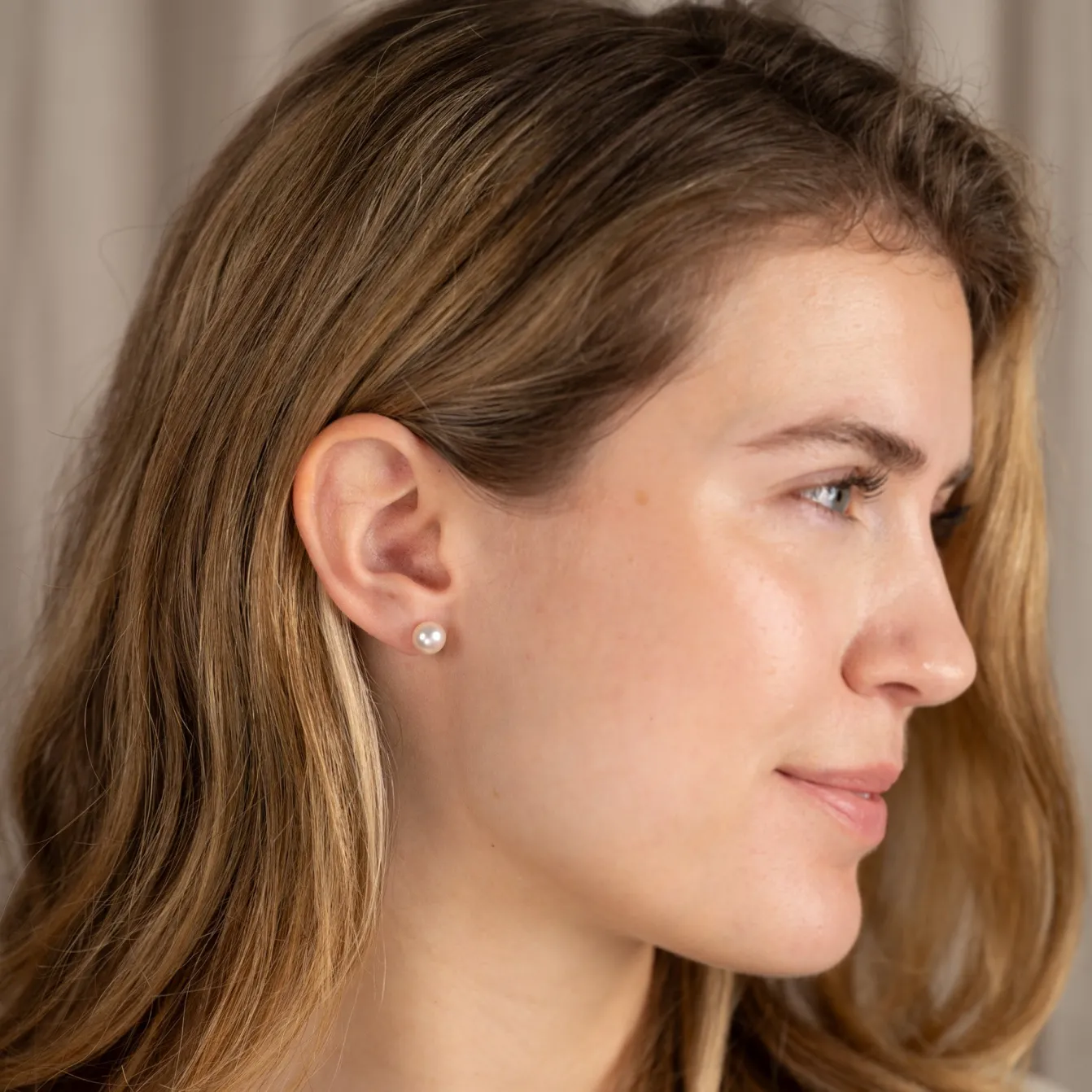 LINA PEARL SILVER EARRING