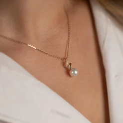 LORA PEARL DIAMOND SOLID GOLD PENDANT