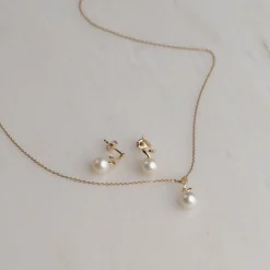 LORA PEARL DIAMOND SOLID GOLD PENDANT