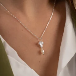 LOUISE PEARL SILVER PENDANT - Sisi Copenhagen