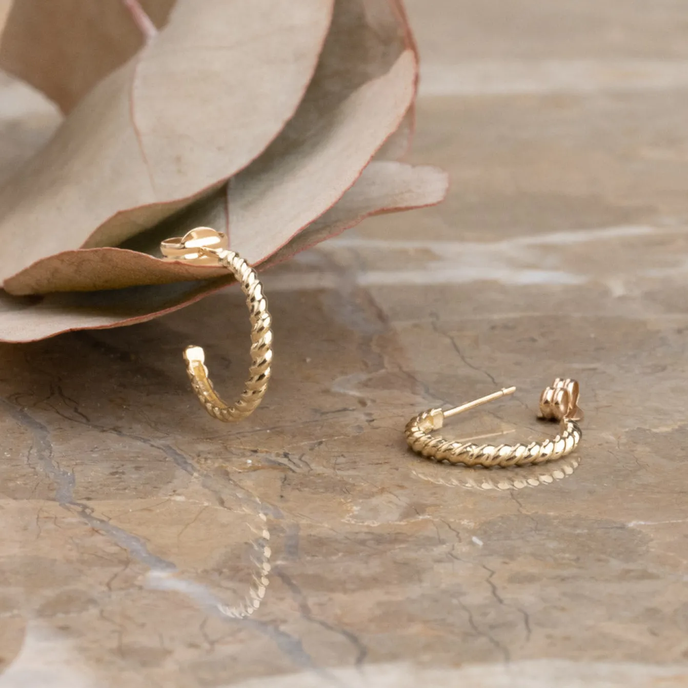 LUCCA SOLID GOLD CREOL EARRING - Sisi Copenhagen