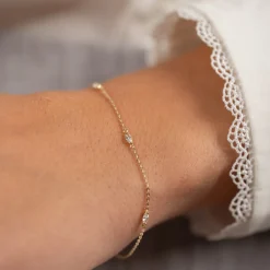 MADELINE CRYSTAL SOLID GOLD BRACELET