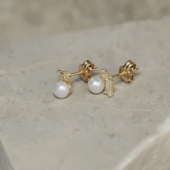 MAEVE PEARL SOLID GOLD STUD EARRING